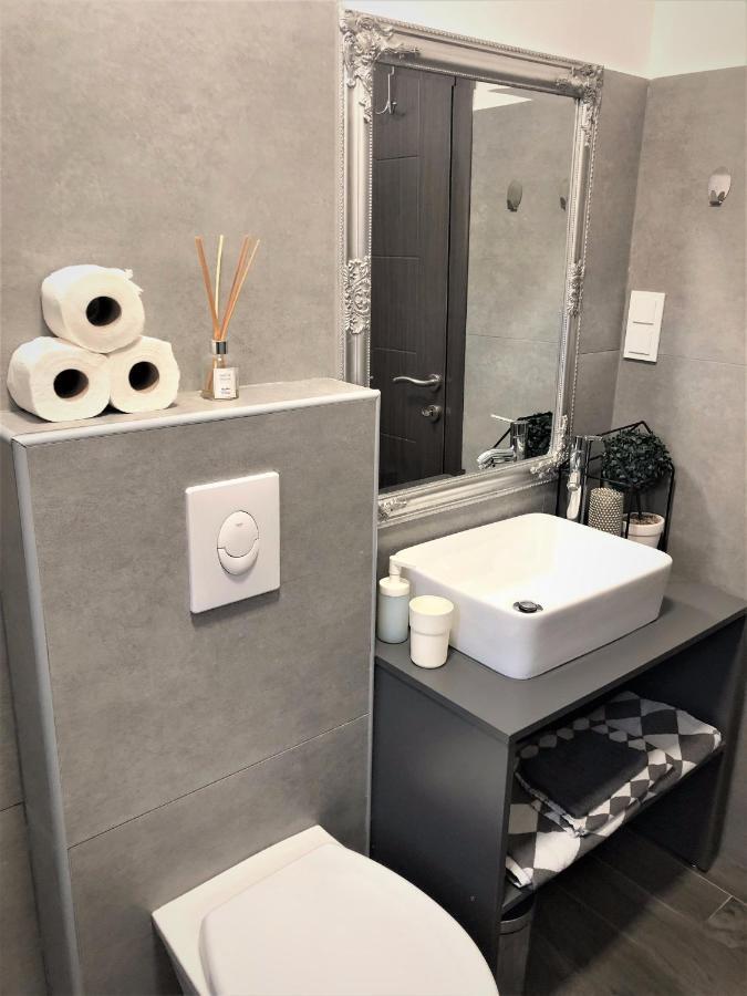 Apartment Jaki *